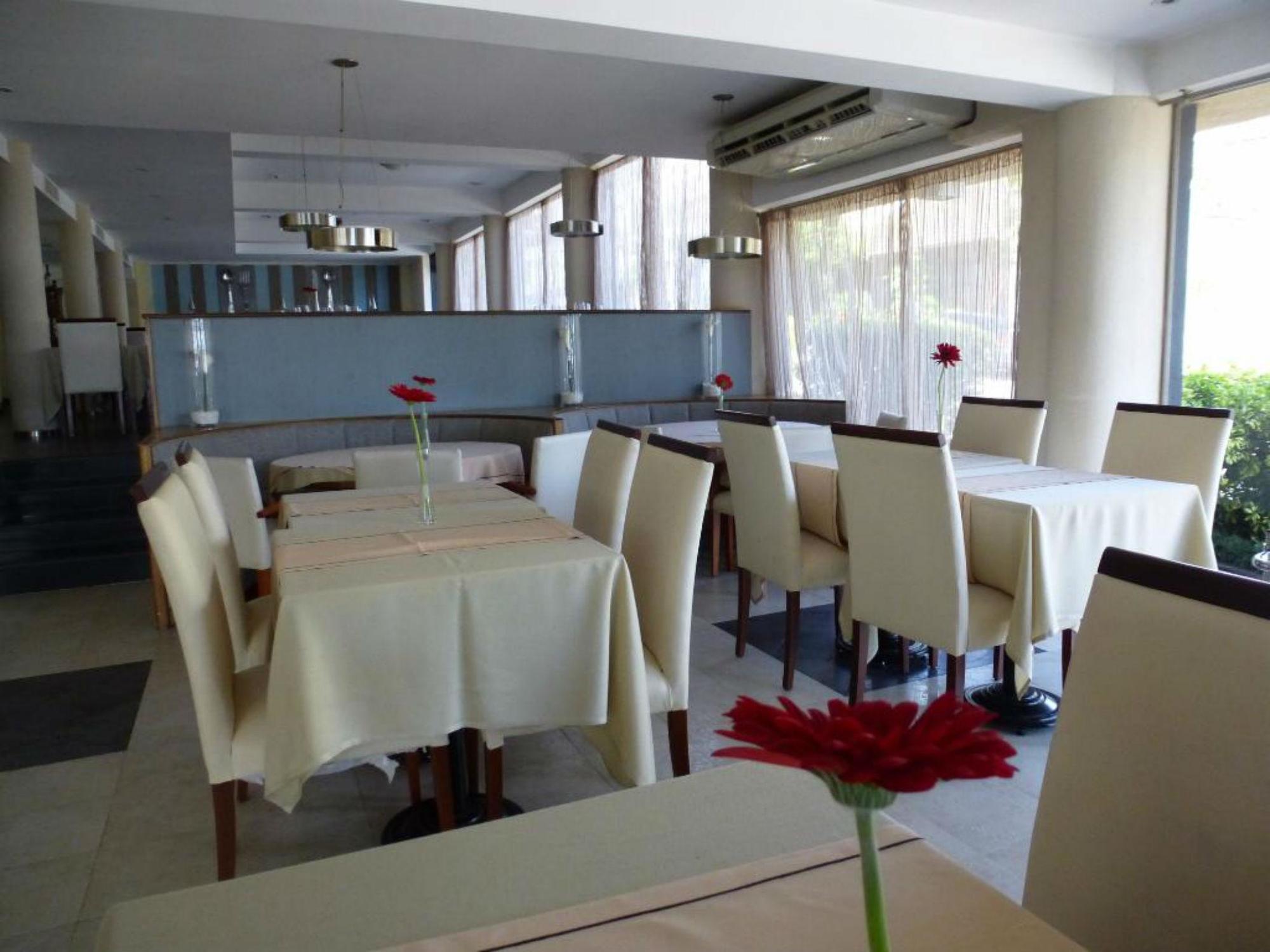 Costarenas Hotel & Spa Colon  Exterior photo